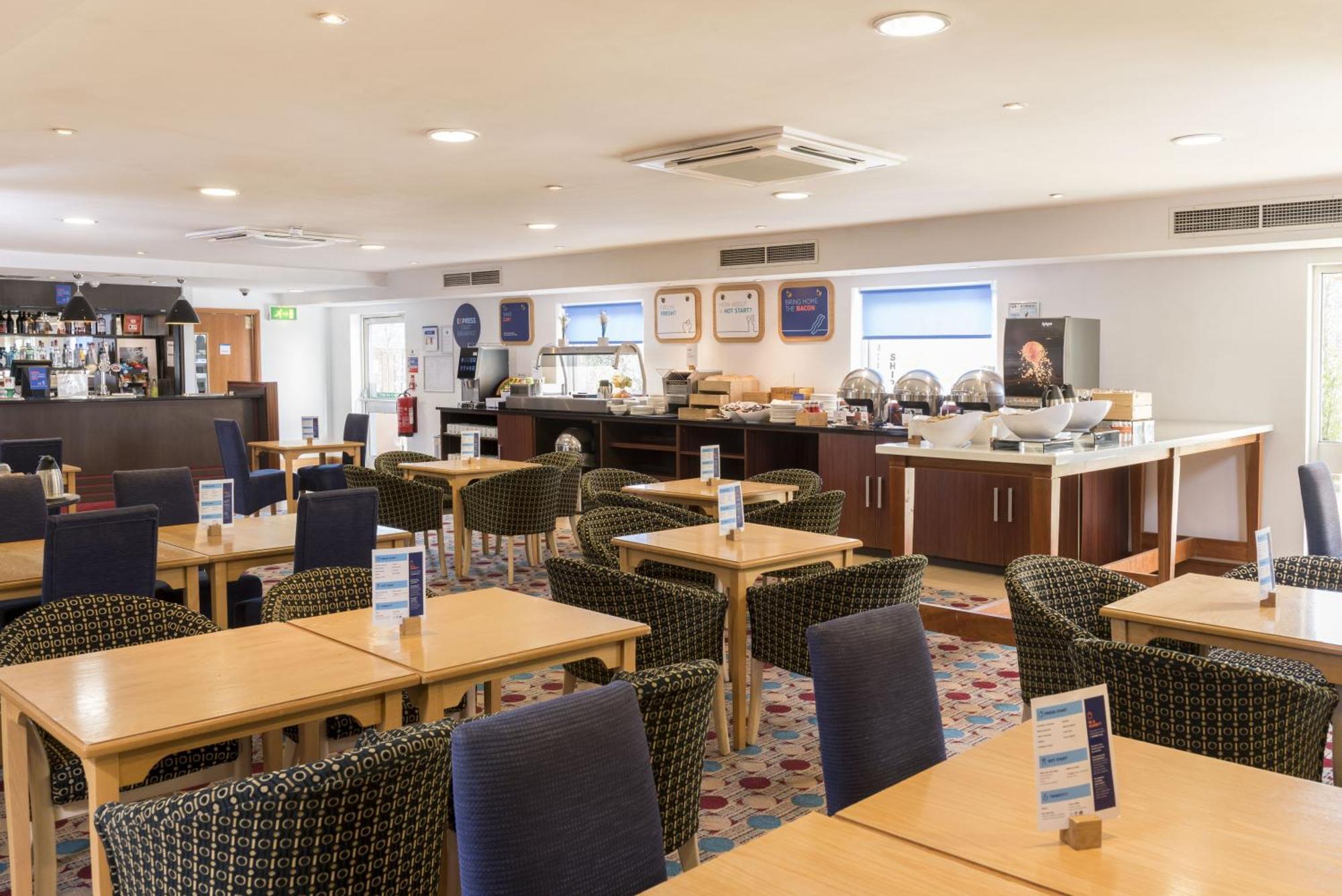 Holiday Inn Express Birmingham Star City By Ihg Esterno foto