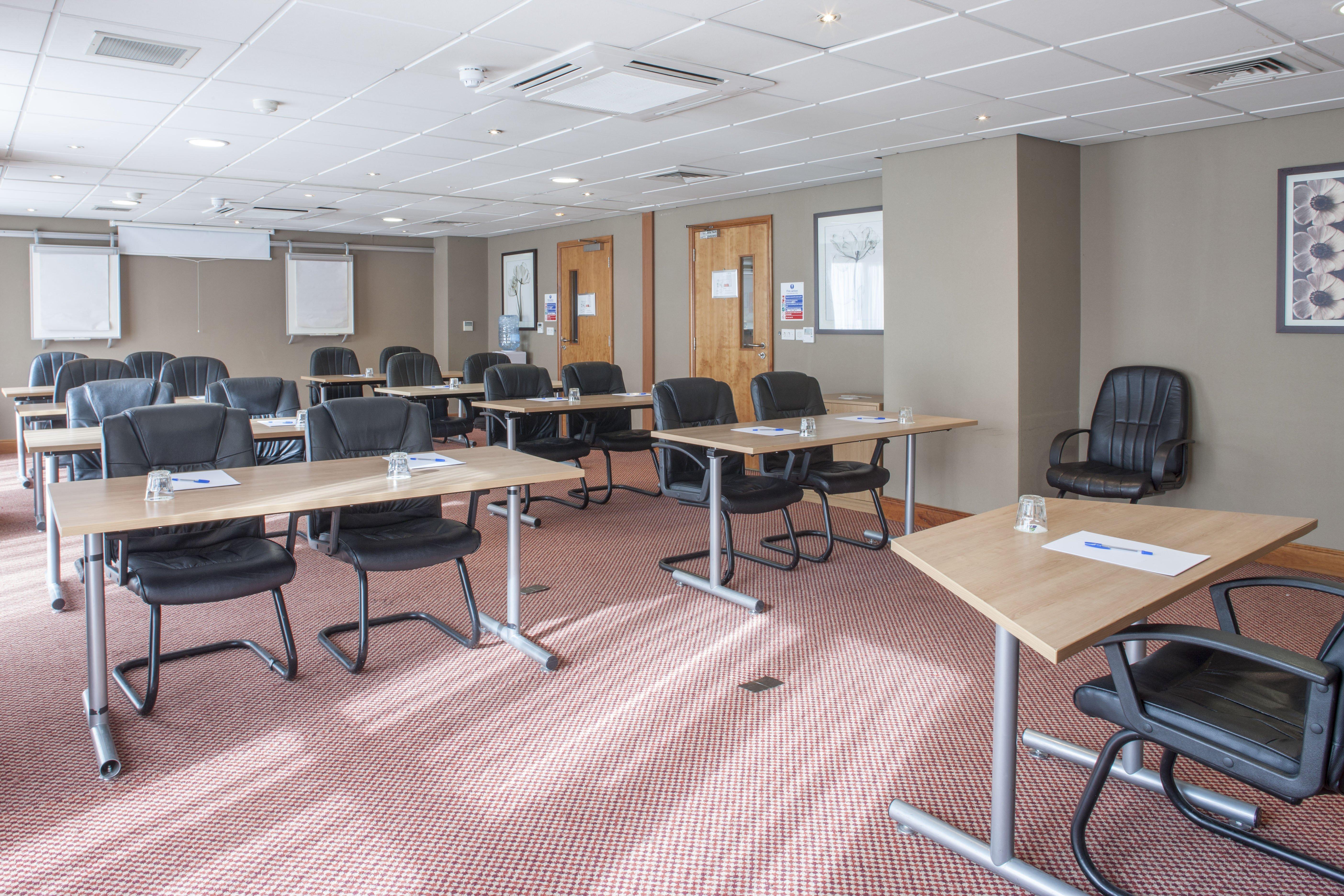 Holiday Inn Express Birmingham Star City By Ihg Esterno foto