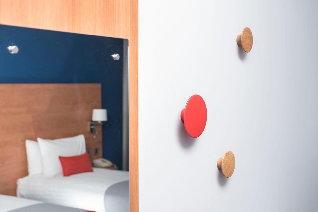 Holiday Inn Express Birmingham Star City By Ihg Esterno foto