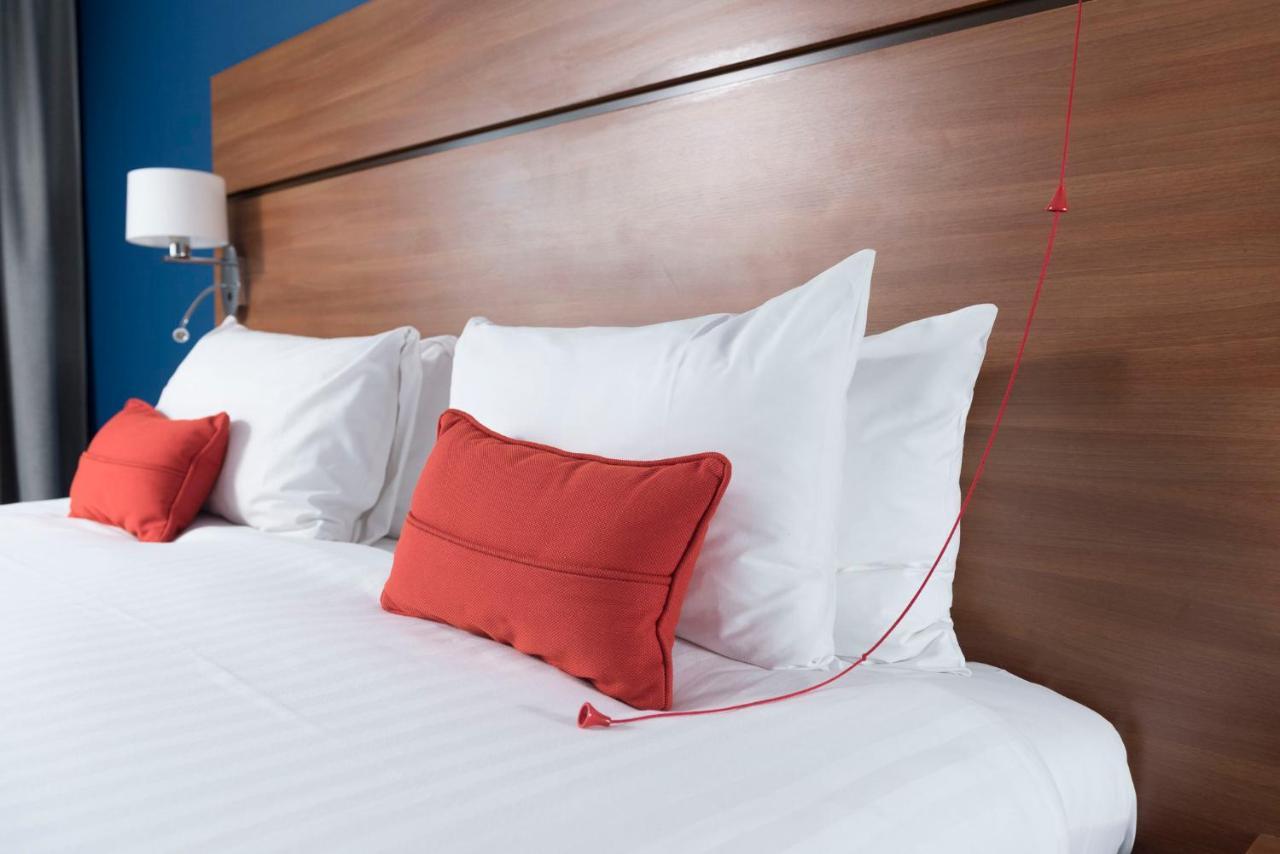 Holiday Inn Express Birmingham Star City By Ihg Esterno foto
